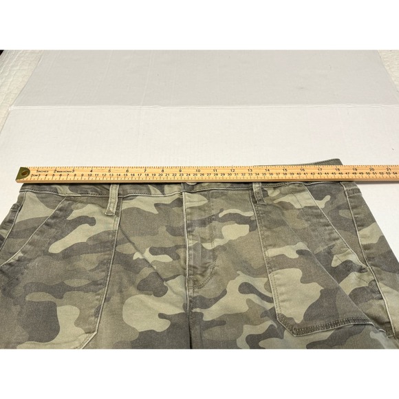 Seven7 Camouflage Ankle Pants - Picture 7 of 8